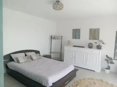 Vakantiehuis Maison Vue Sur Les Pyrenees Barraute-Camu